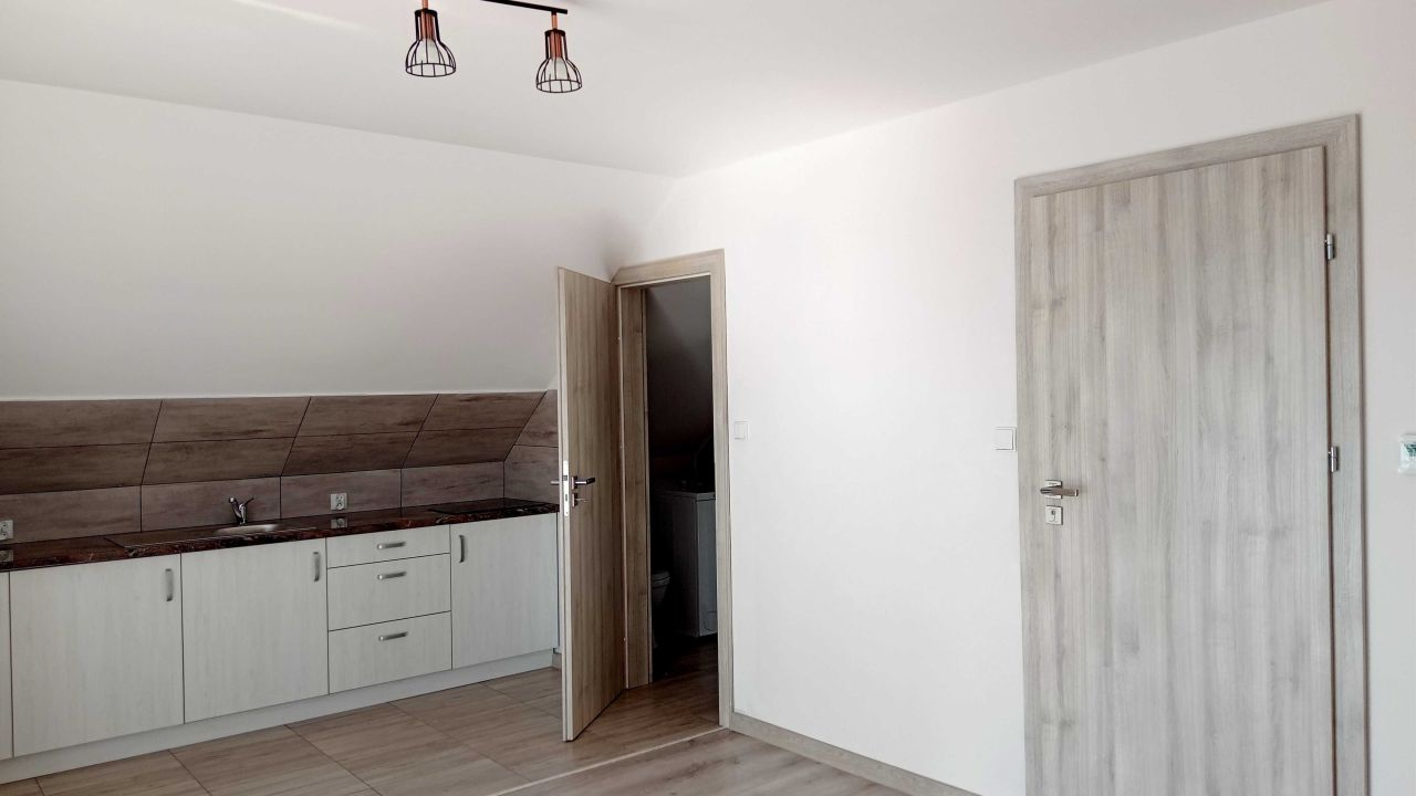 Mieszkanie 1-pokojowe Robakowo. Zdjęcie 8