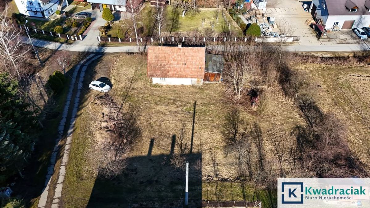 dom wolnostojący, 2 pokoje Stróże Małe. Zdjęcie 3