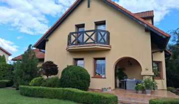 dom wolnostojący, 6 pokoi Wyrzysk, ul. Polna