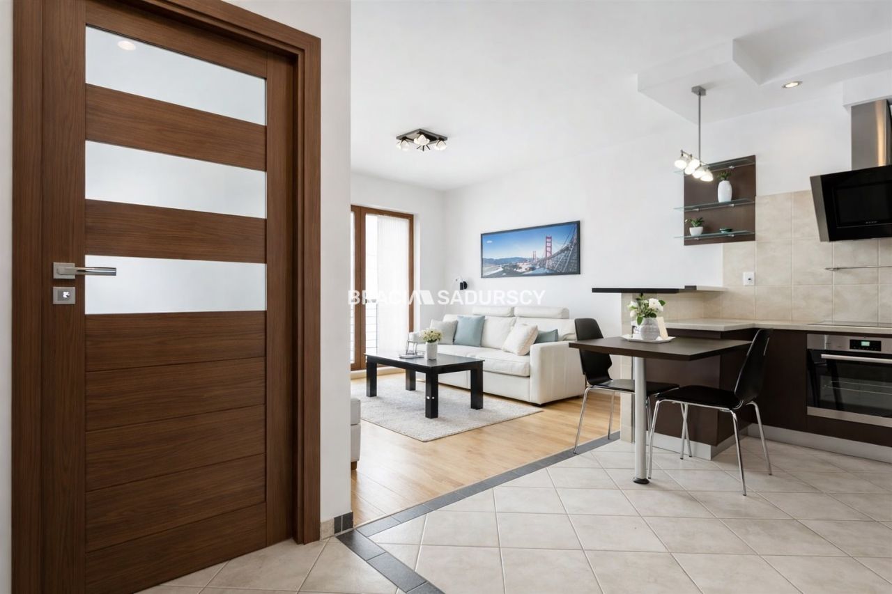 Mieszkanie 2-pokojowe Kraków Zakrzówek, ul. Zygmunta Miłkowskiego. Zdjęcie 2