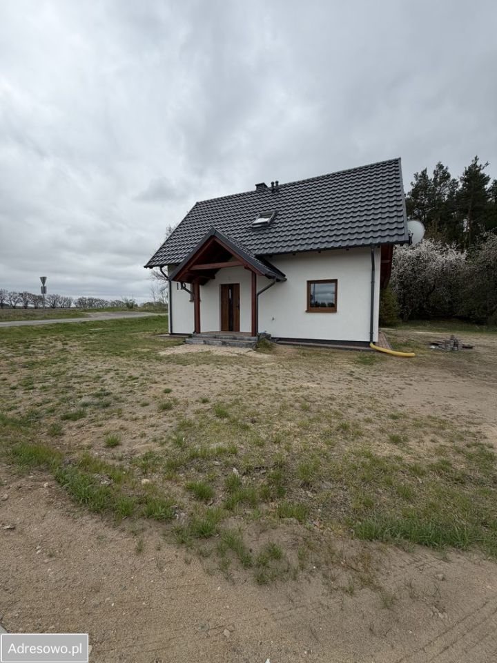 dom wolnostojący, 4 pokoje Osie, ul. Makowa. Zdjęcie 1