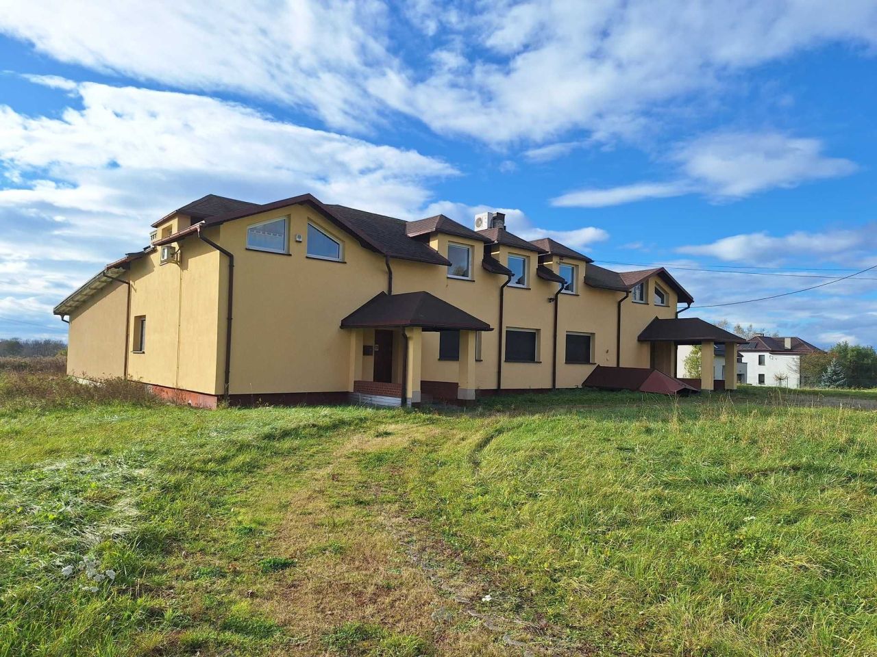 Nieruchomość komercyjna Uchylsko. Zdjęcie 7