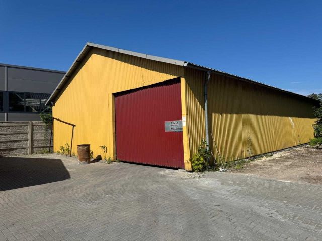 Hala/magazyn Strzelce Opolskie, ul. Dworcowa. Zdjęcie 1