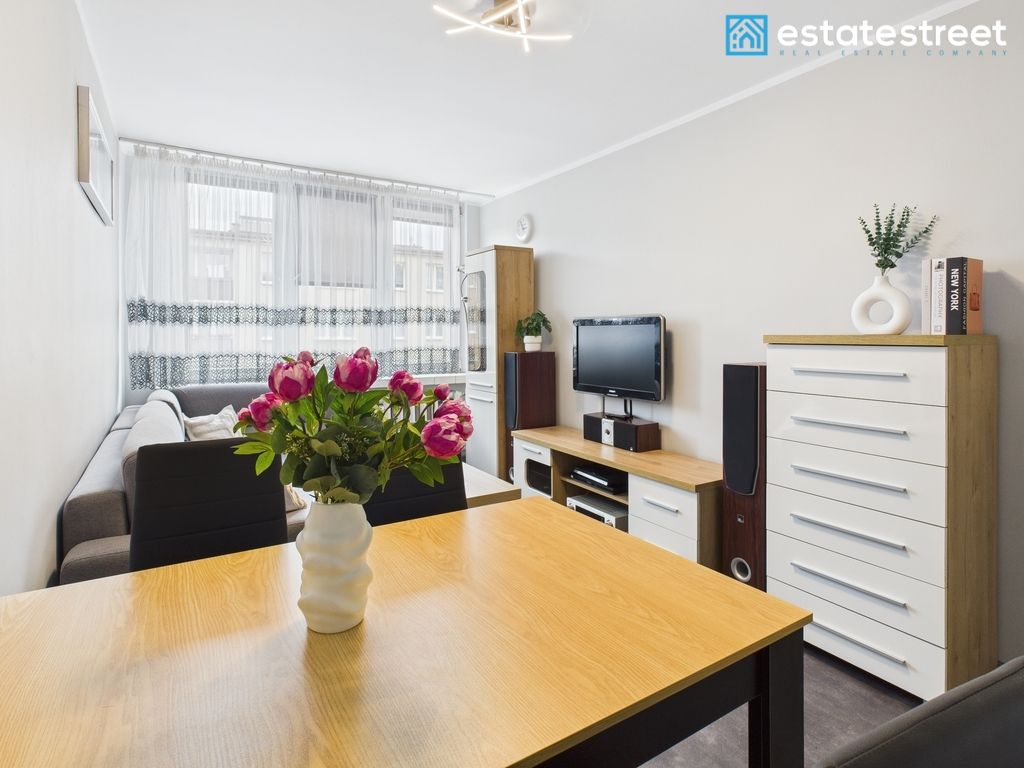 Mieszkanie 2-pokojowe Chorzów, ul. ks. Antoniego Stabika. Zdjęcie 3