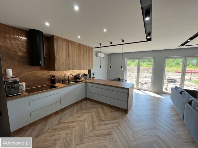 dom szeregowy, 6 pokoi Piekary Śląskie Lipka. Zdjęcie 1