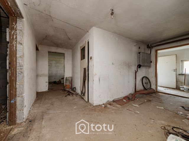 dom wolnostojący, 6 pokoi Mamino. Zdjęcie 16