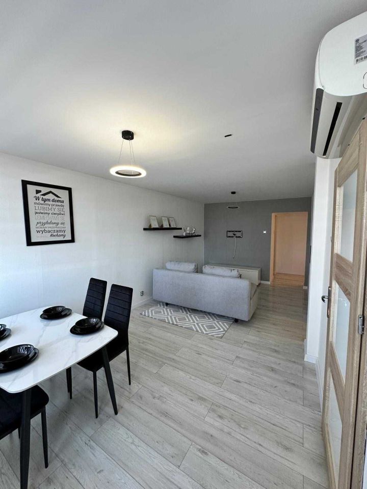 Mieszkanie 2-pokojowe Katowice Śródmieście, al. Wojciecha Korfantego. Zdjęcie 7