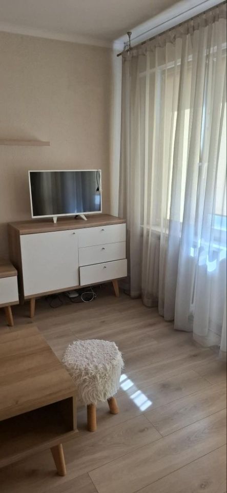 Mieszkanie 2-pokojowe Częstochowa Tysiąclecie, al. Aleja Armii Krajowej. Zdjęcie 3