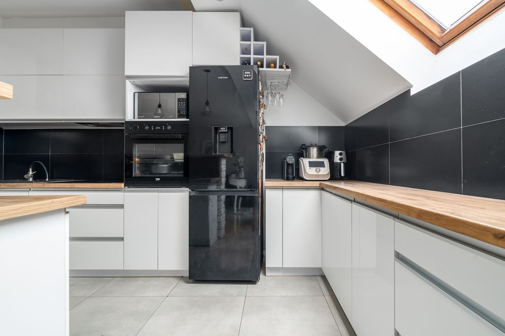 Mieszkanie 4-pokojowe Warzymice. Zdjęcie 7