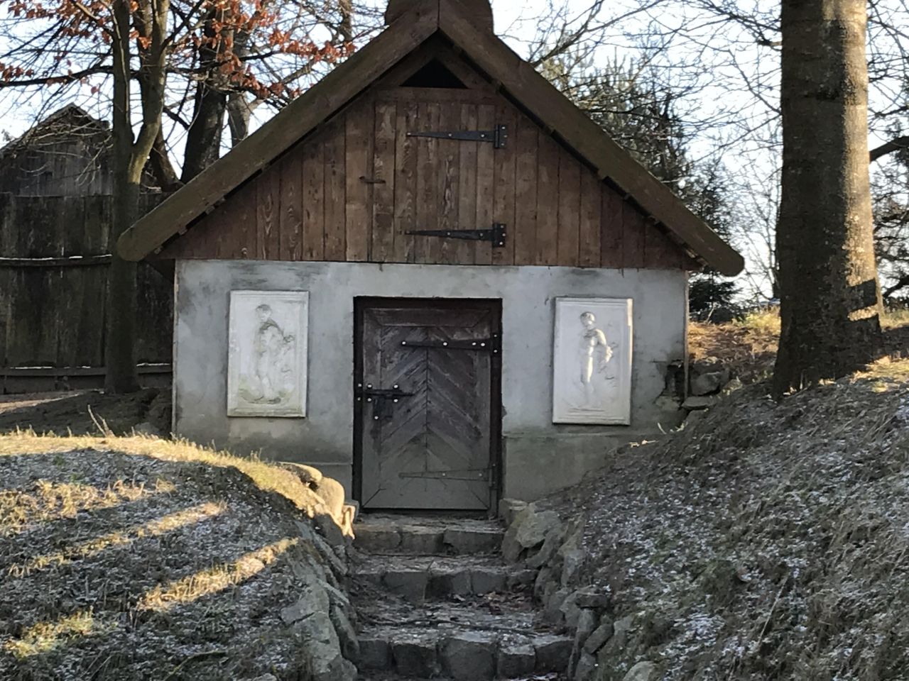 siedlisko Typin. Zdjęcie 2