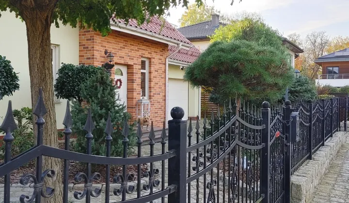 dom wolnostojący, 5 pokoi Wrocław Bieńkowice, Ul. Z