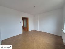 dom wolnostojący, 8 pokoi Tomaszów Lubelski, ul. Krzysztofa Kamila Baczyńskiego. Zdjęcie 4