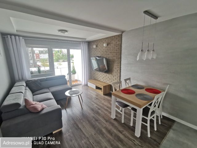 Mieszkanie 3-pokojowe Śrem, ul. Józefa Chełmońskiego. Zdjęcie 1