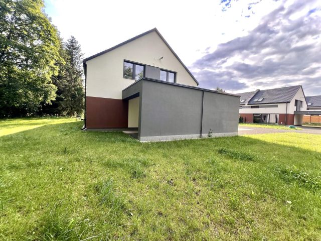 bliźniak, 4 pokoje Zerwana. Zdjęcie 7