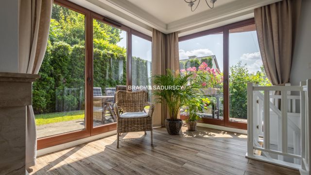 Mieszkanie 4-pokojowe Brzyczyna. Zdjęcie 1