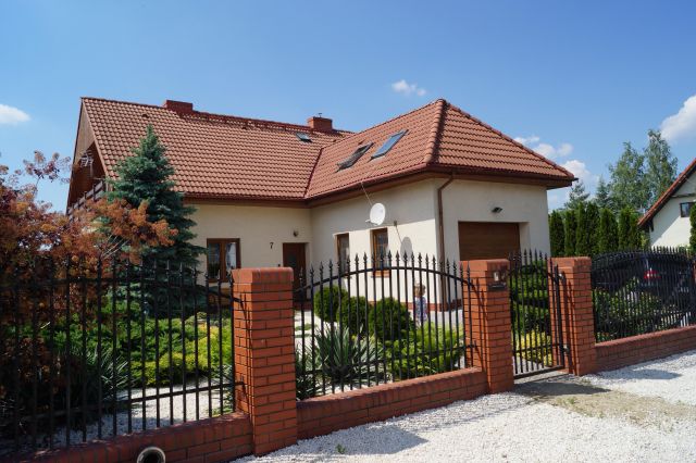 dom wolnostojący, 5 pokoi Wilkszyn, Wilkszyn. Zdjęcie 1