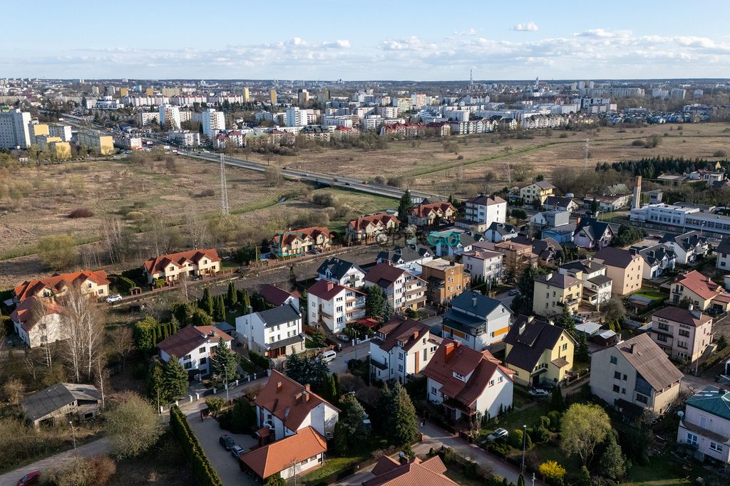 dom wolnostojący, 7 pokoi Białystok Bacieczki, ul. Saturna. Zdjęcie 18