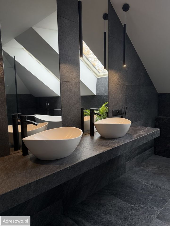 dom wolnostojący, 5 pokoi Bobrowniki. Zdjęcie 9