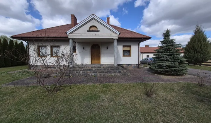 dom wolnostojący, 7 pokoi Mała Wieś