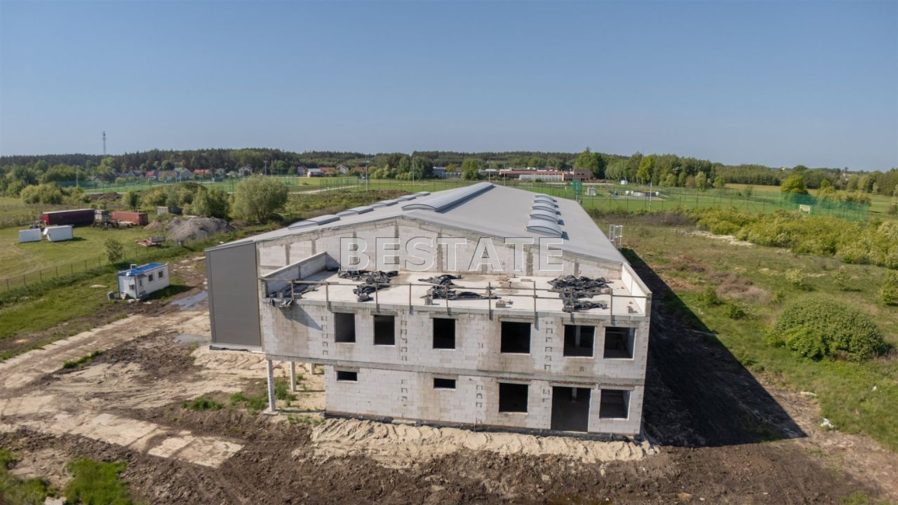 Hala/magazyn Tuszów Narodowy. Zdjęcie 11