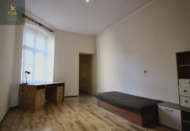 Mieszkanie 4-pokojowe Poznań, ul. Szewska. Zdjęcie 1