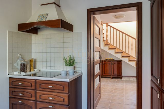 bliźniak, 15 pokoi Dębogórze. Zdjęcie 10