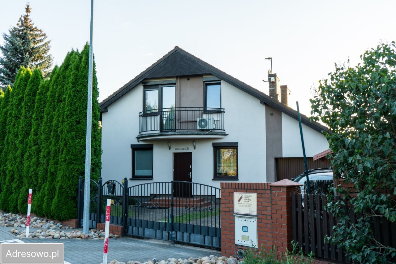 dom wolnostojący, 5 pokoi Luboń, ul. Poznańska. Zdjęcie 1