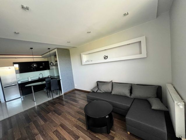 Mieszkanie 3-pokojowe Kielce KSM, ul. Bohaterów Warszawy. Zdjęcie 1