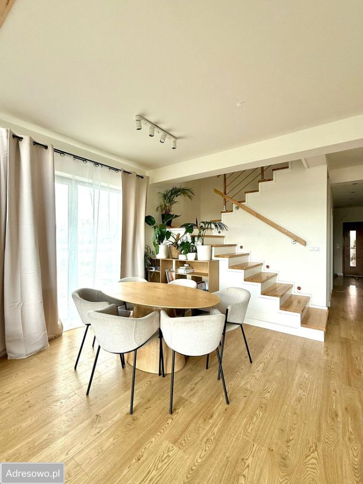 dom wolnostojący, 9 pokoi Grzymalin. Zdjęcie 7