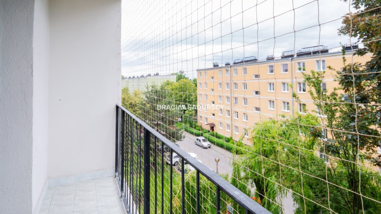 Mieszkanie 3-pokojowe Kraków Mistrzejowice, os. Tysiąclecia. Zdjęcie 4