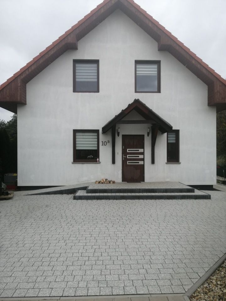 dom wolnostojący, 4 pokoje Jelcz-Laskowice, ul. Ogrodowa. Zdjęcie 1