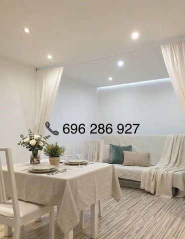 Mieszkanie 1-pokojowe Katowice os. Tysiąclecia, pl. Bolesława Chrobrego. Zdjęcie 1