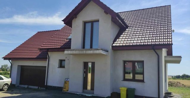 dom wolnostojący, 5 pokoi Męcinka Nowa Męcinka. Zdjęcie 1