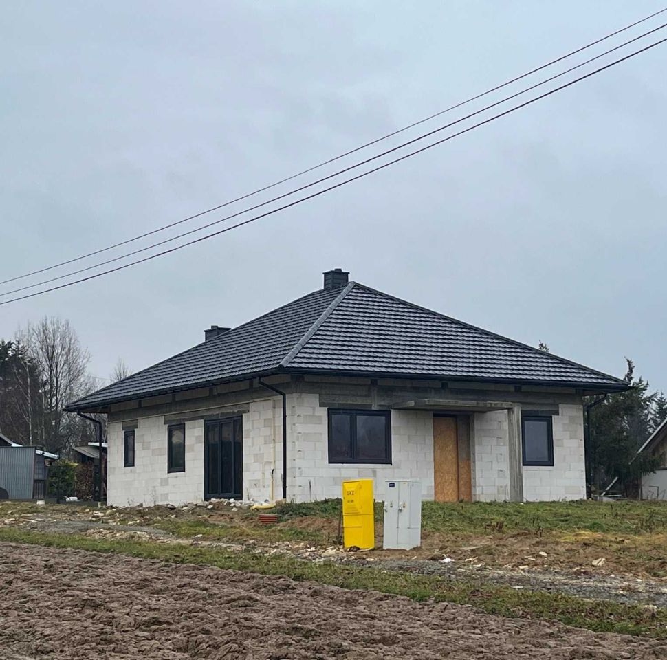 dom wolnostojący Straszydle