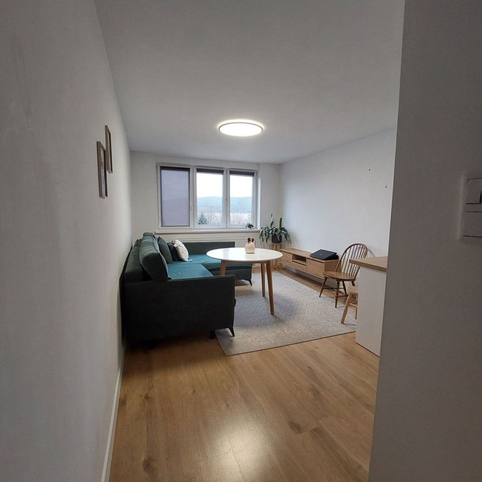 Mieszkanie 3-pokojowe Rzeczyca Wielka. Zdjęcie 2