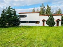 dom wolnostojący Niwna