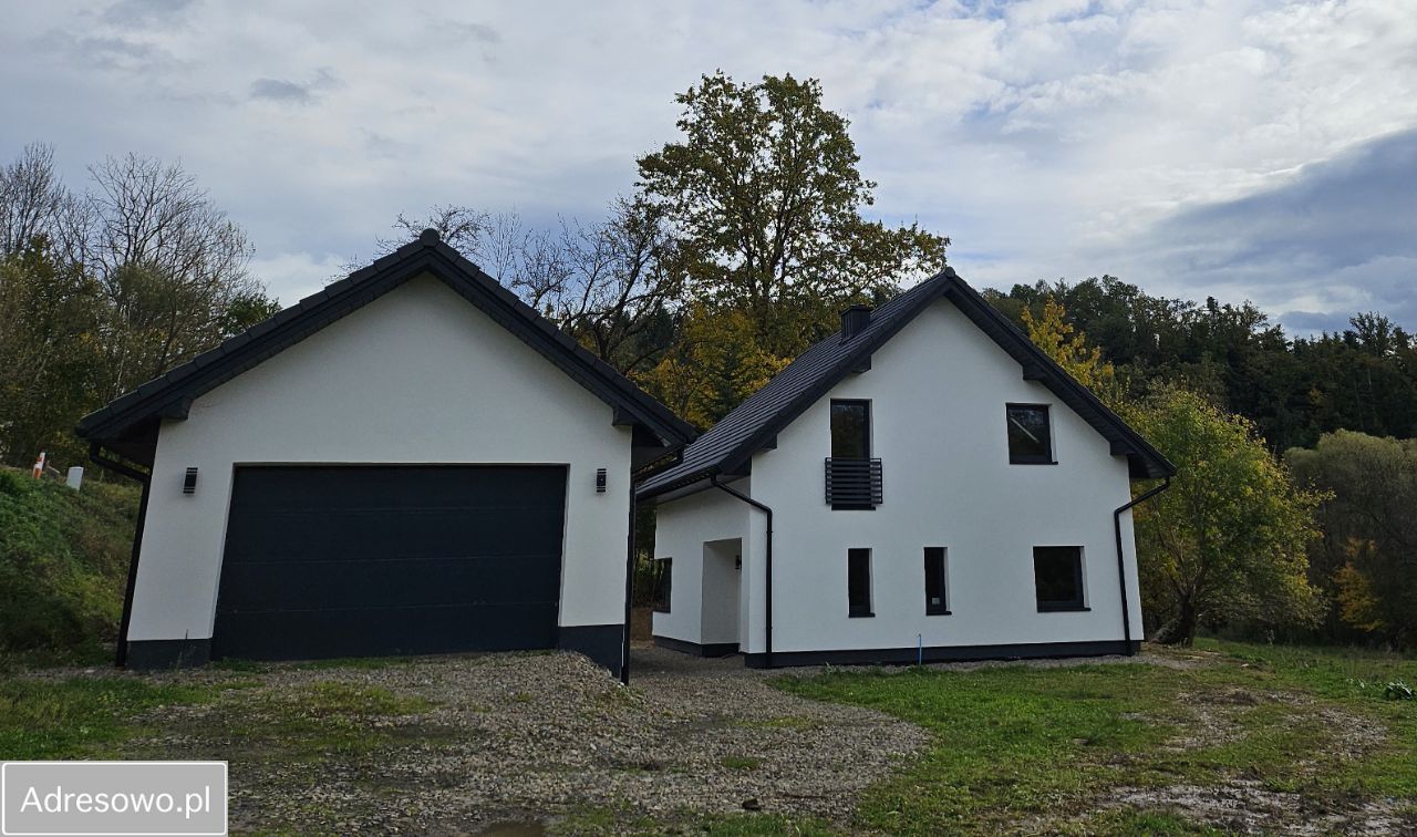 dom wolnostojący, 4 pokoje Korzenna
