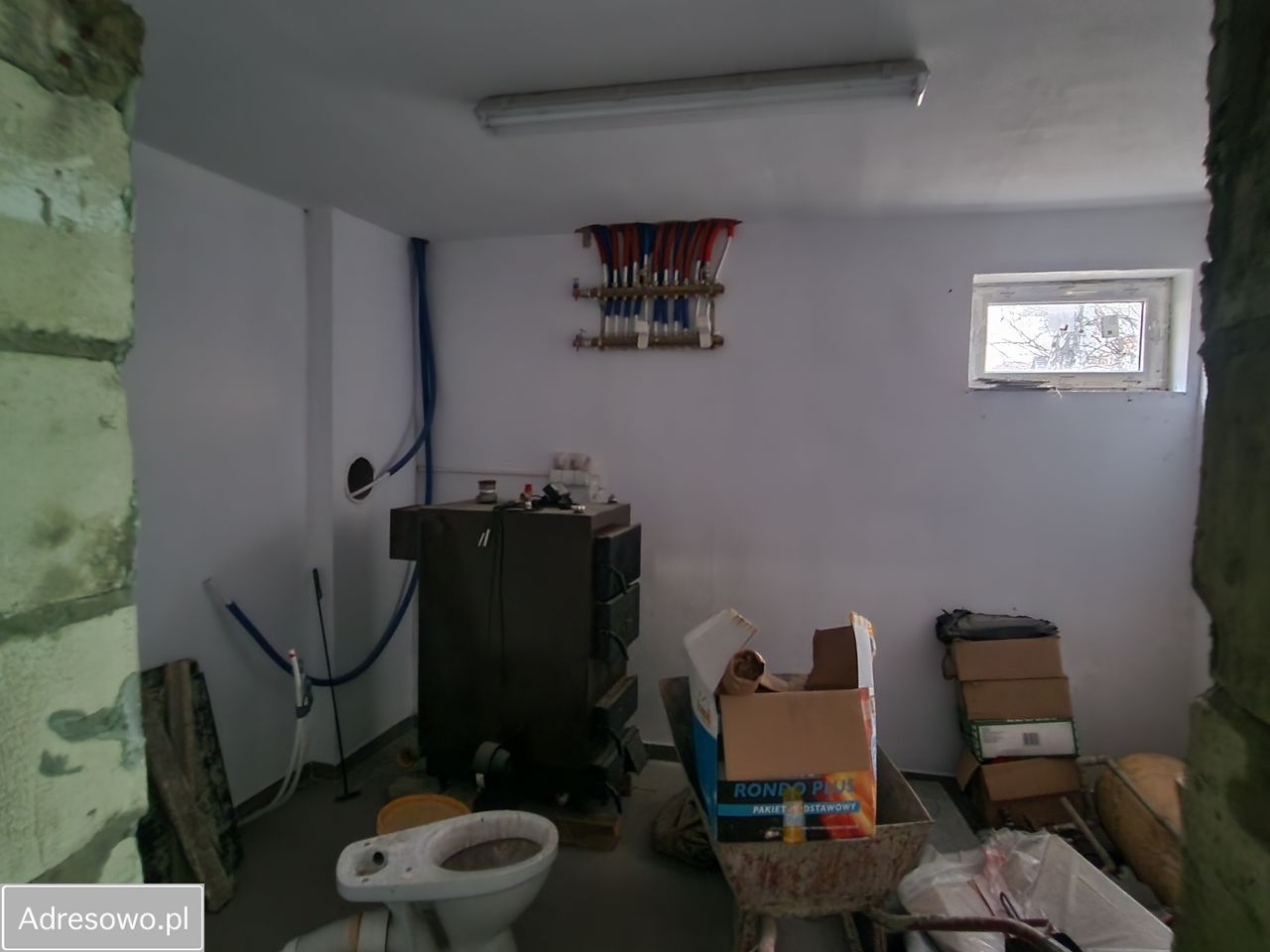 dom wolnostojący, 4 pokoje Hrud. Zdjęcie 13