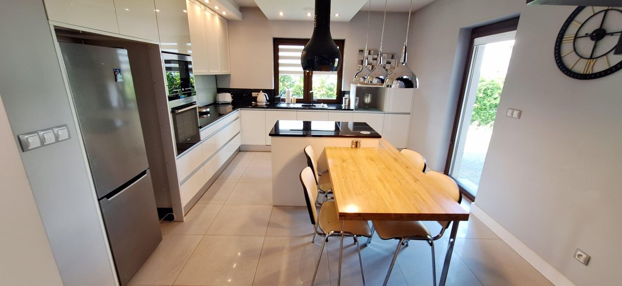 dom wolnostojący, 5 pokoi Bolszewo, ul. Broniewskiego. Zdjęcie 9