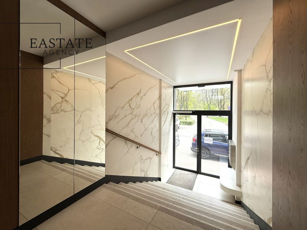 Mieszkanie 4-pokojowe Warszawa Śródmieście, al. 3 Maja. Zdjęcie 9