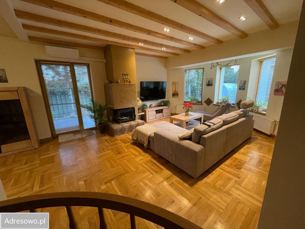 dom wolnostojący, 6 pokoi Kraków Jugowice