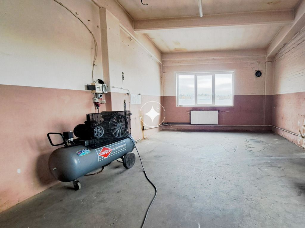 Hala/magazyn Olsztynek, ul. Mrongowiusza. Zdjęcie 14