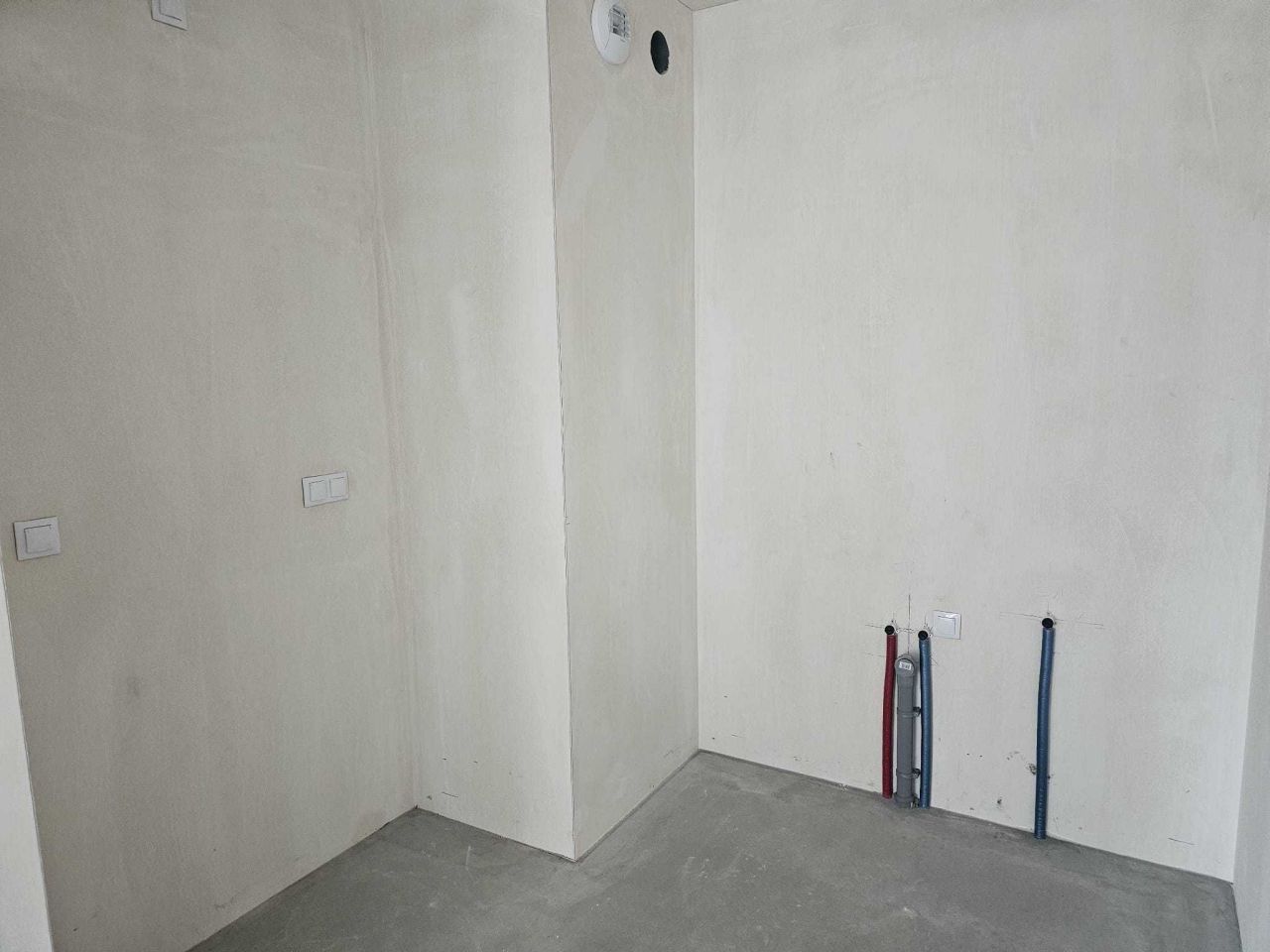 Mieszkanie 3-pokojowe Marki. Zdjęcie 2