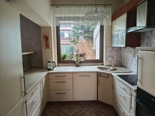 dom szeregowy, 5 pokoi Łódź Górna, ul. Lechosława Roszkowskiego. Zdjęcie 2