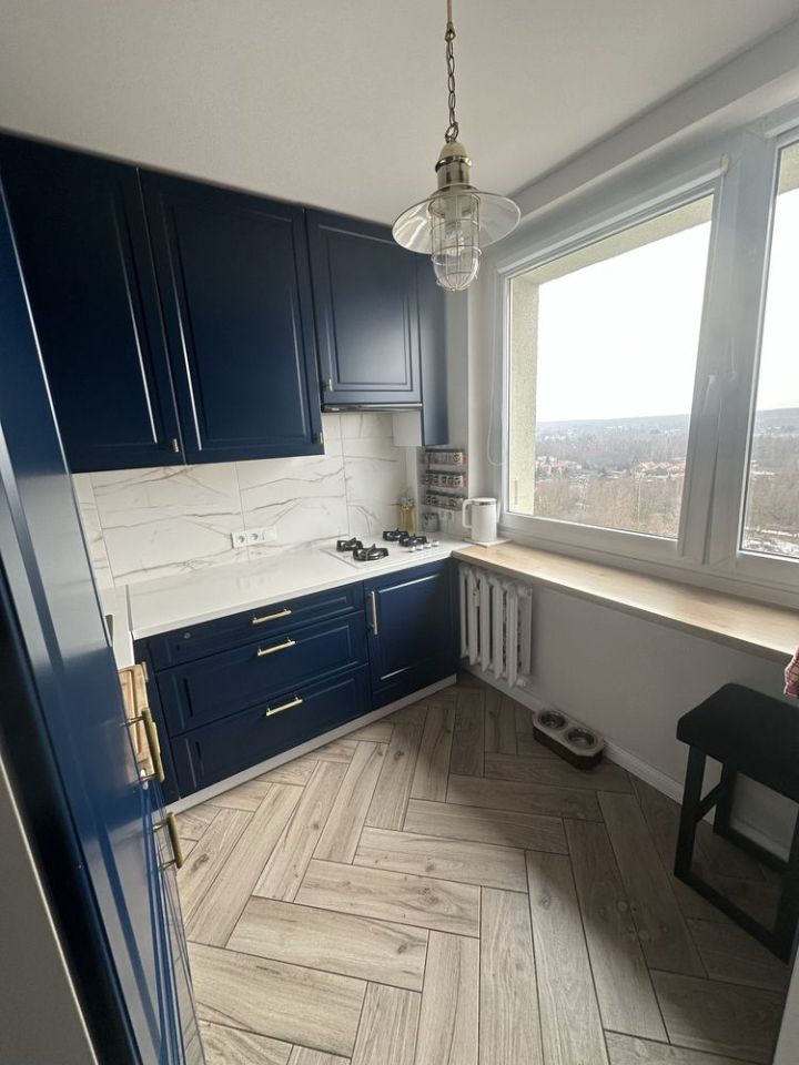 Mieszkanie 3-pokojowe Ruda Śląska Wirek. Zdjęcie 4