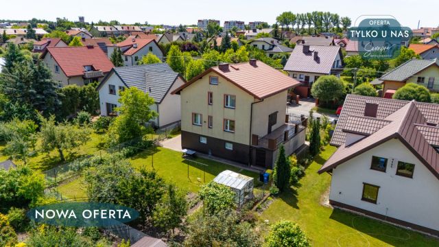 dom wolnostojący, 5 pokoi Bełchatów, ul. Wielkopolska. Zdjęcie 24
