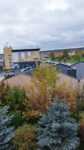 Mieszkanie 3-pokojowe Skarżysko-Kamienna, ul. Kosmonautów. Zdjęcie 1