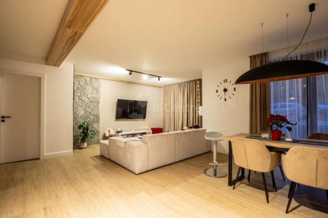 dom wolnostojący, 9 pokoi Zakopane Chłabówka, ul. Chłabówka. Zdjęcie 5