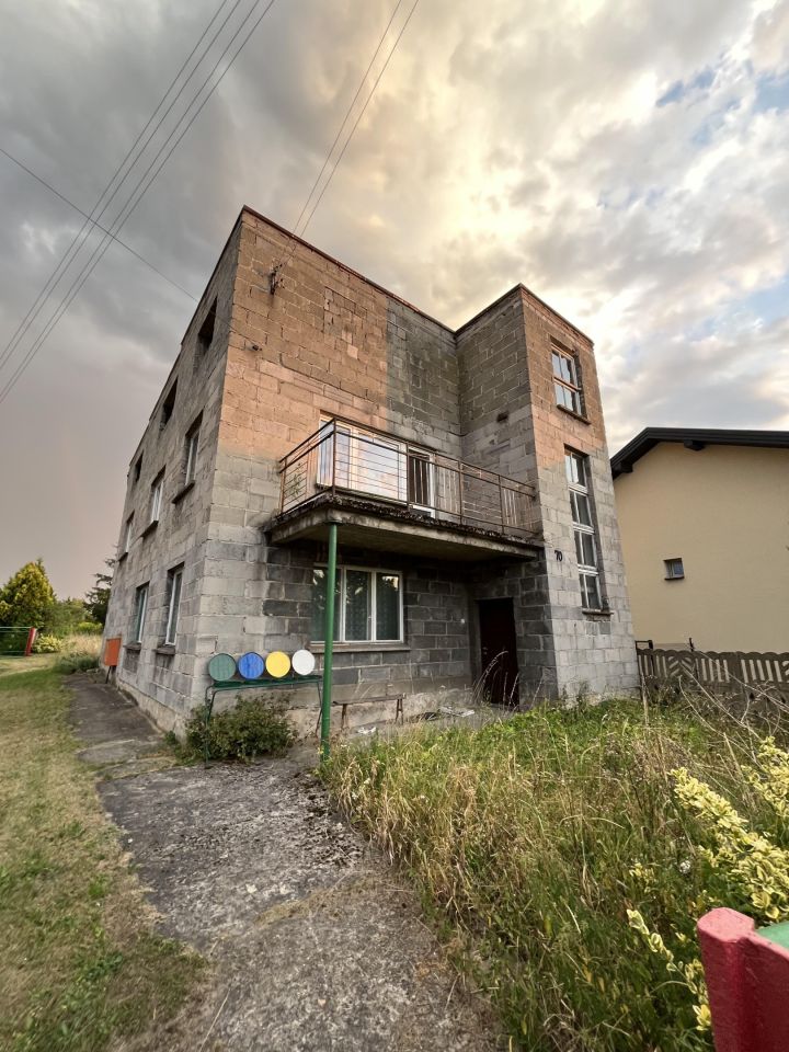 Dom – Wojkowice Kościelne, Karsów