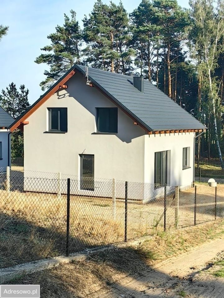 dom wolnostojący, 4 pokoje Klotyldowo. Zdjęcie 2